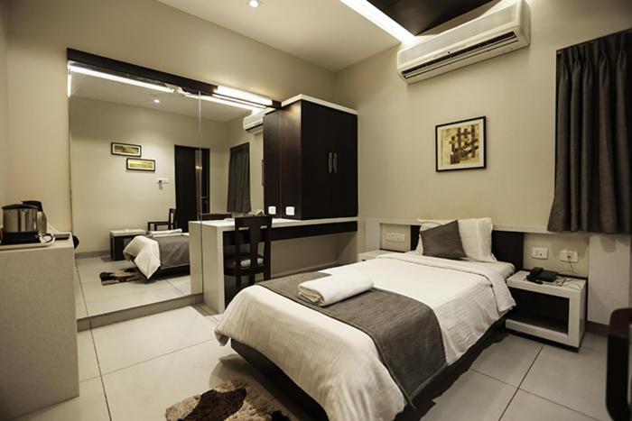 Sree Sakthi Residency Hotel Kanchipuram Eksteriør billede